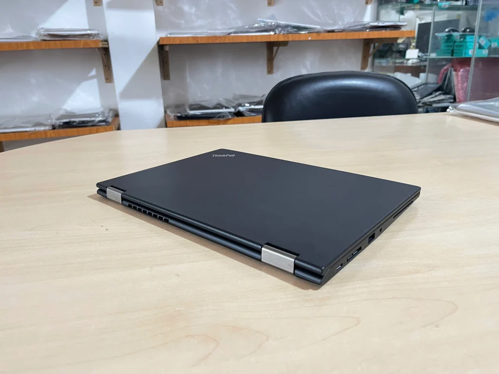 Lenovo ThinkPad X390 Yoga Core i5