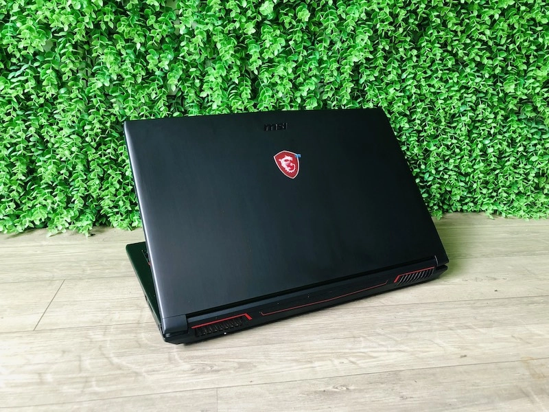 laptop msi gaming cũ-1